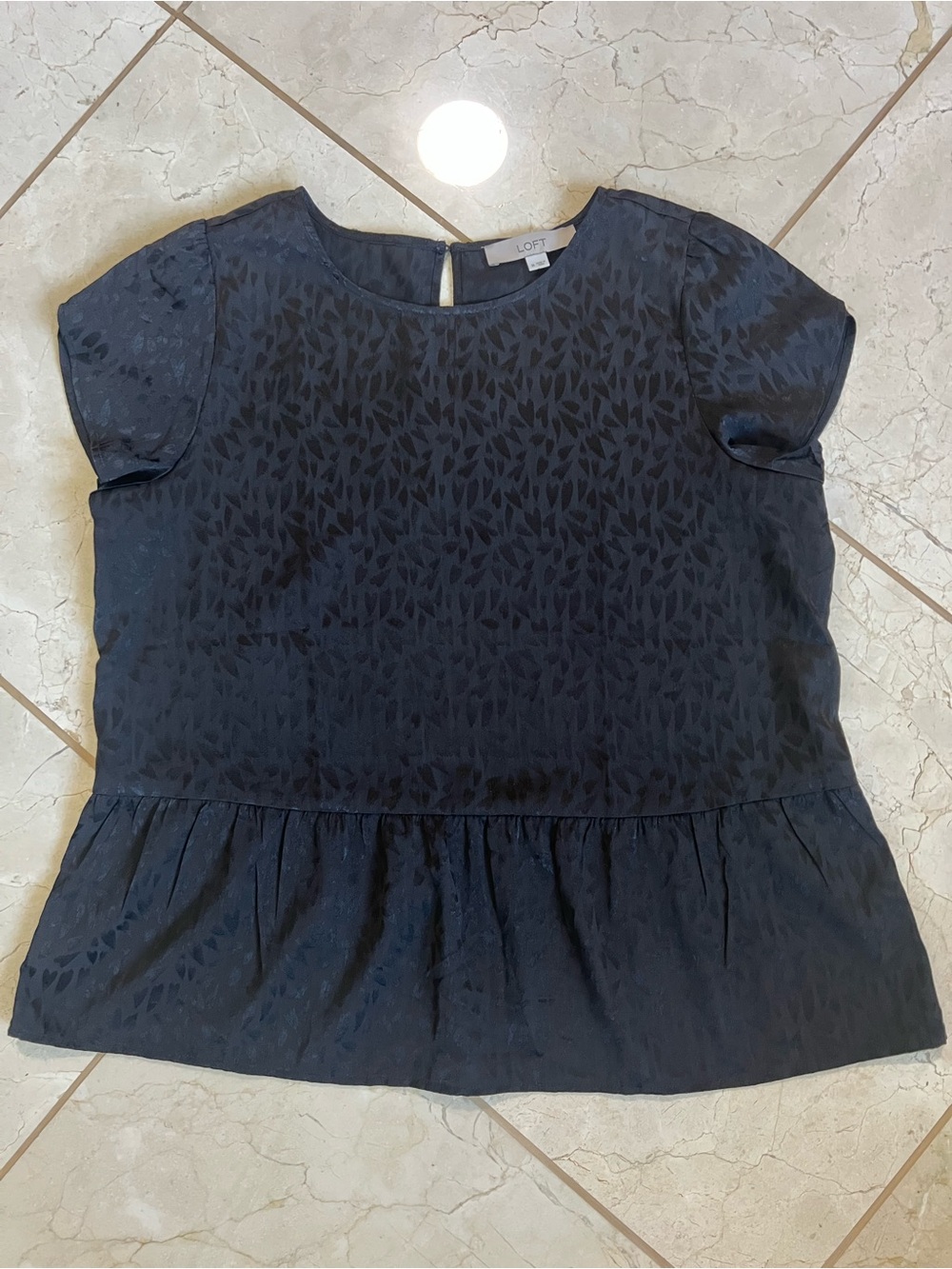 LOFT Mini Heart Black Jacquard Tulip Sleeve Peplum Top Blouse Shirt Size Medium